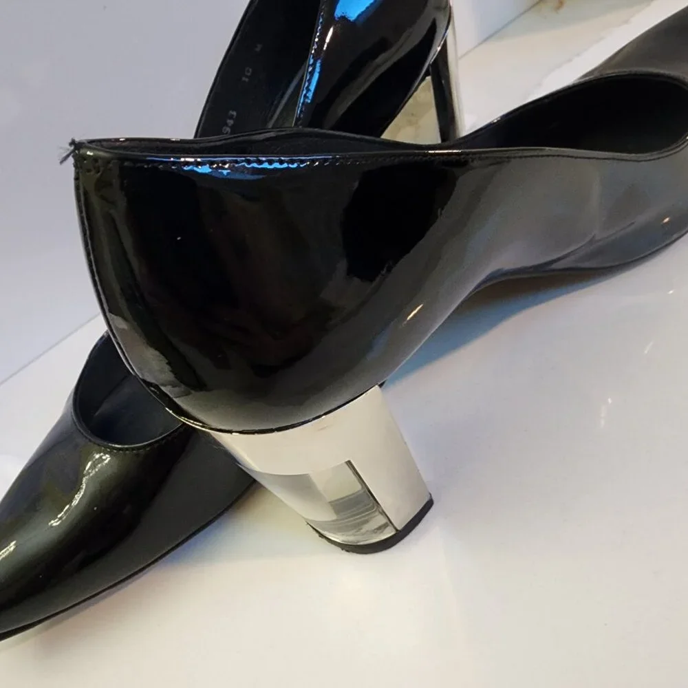 Stuart Weitzman Patent Leather W/Mirrored Clear Heel - Size 10 - Picture 6 of 10